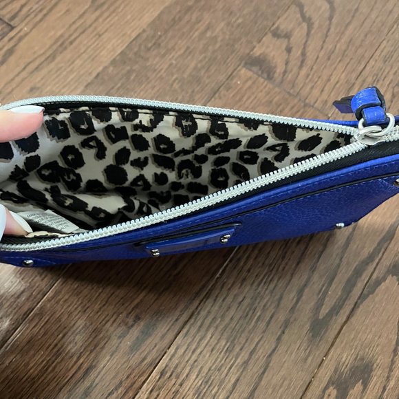 Nine West Colbalt Blue Wrsitlet - Picture 3 of 4